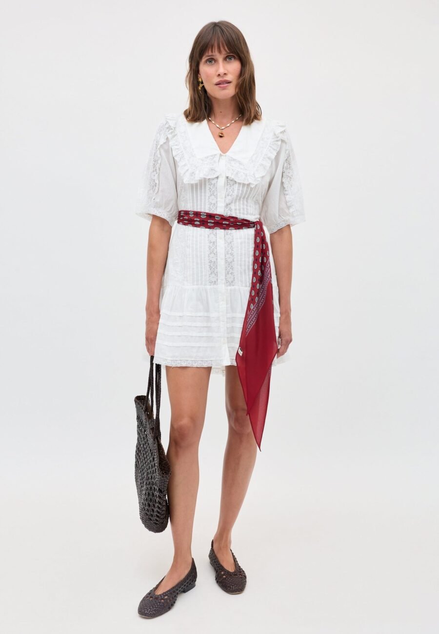 Dove  -  Pansy Embroidery White
